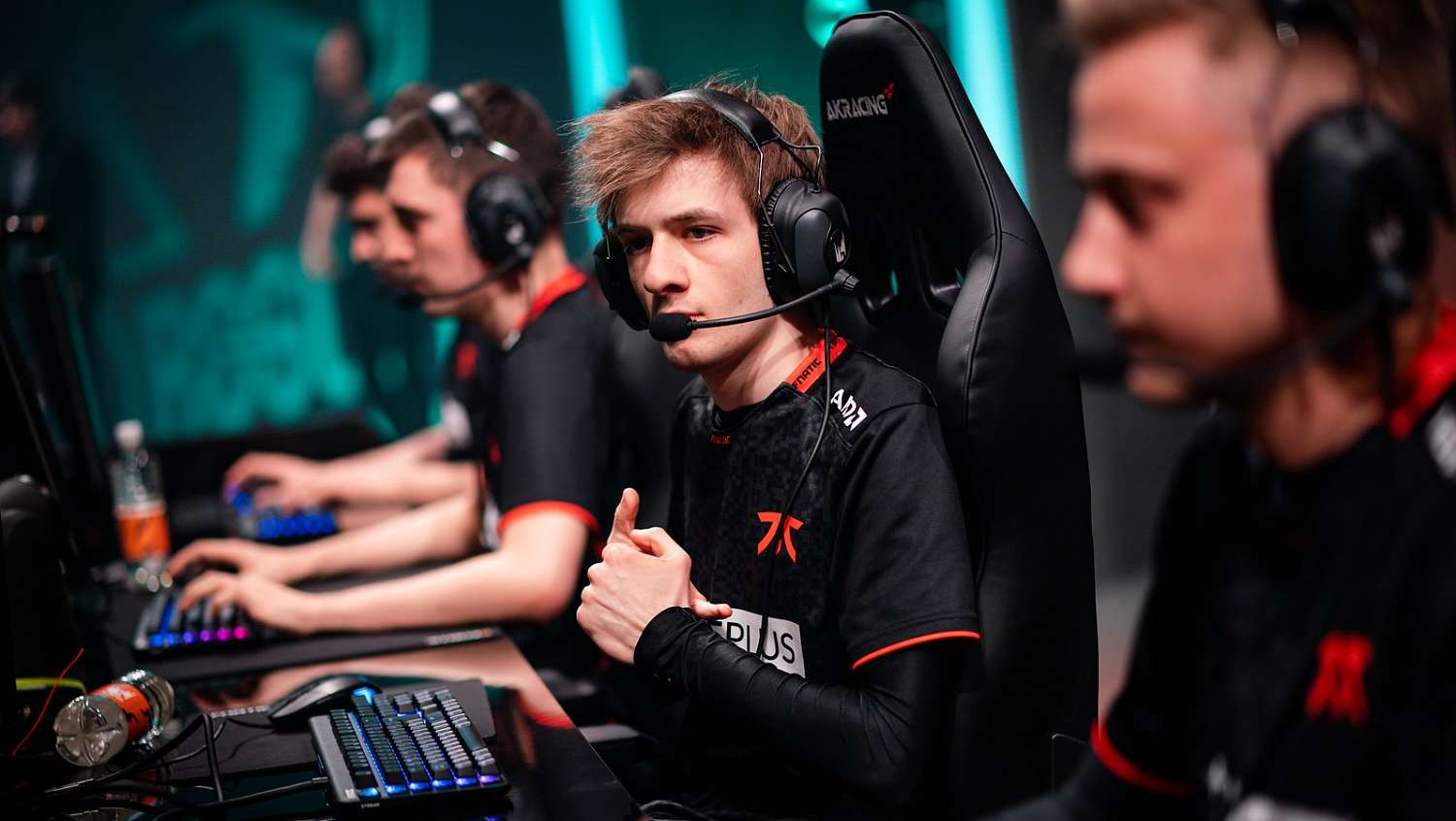 Fnatic se utkají o první místo s Misfits, Patrik vyzve Carzzyho