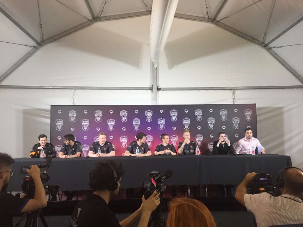 Tisková konference s vítězi EU LCS - Fnatic