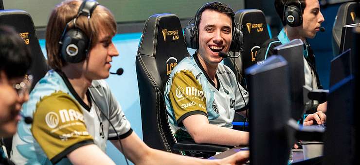 Counter Logic Gaming se pokusí dohnat Cloud9, zlepší se Immortals po změně trenéra?