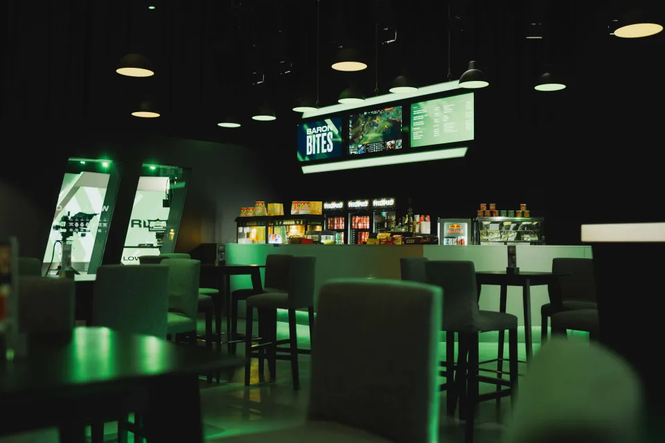 TryHard.cz (19 of 90)