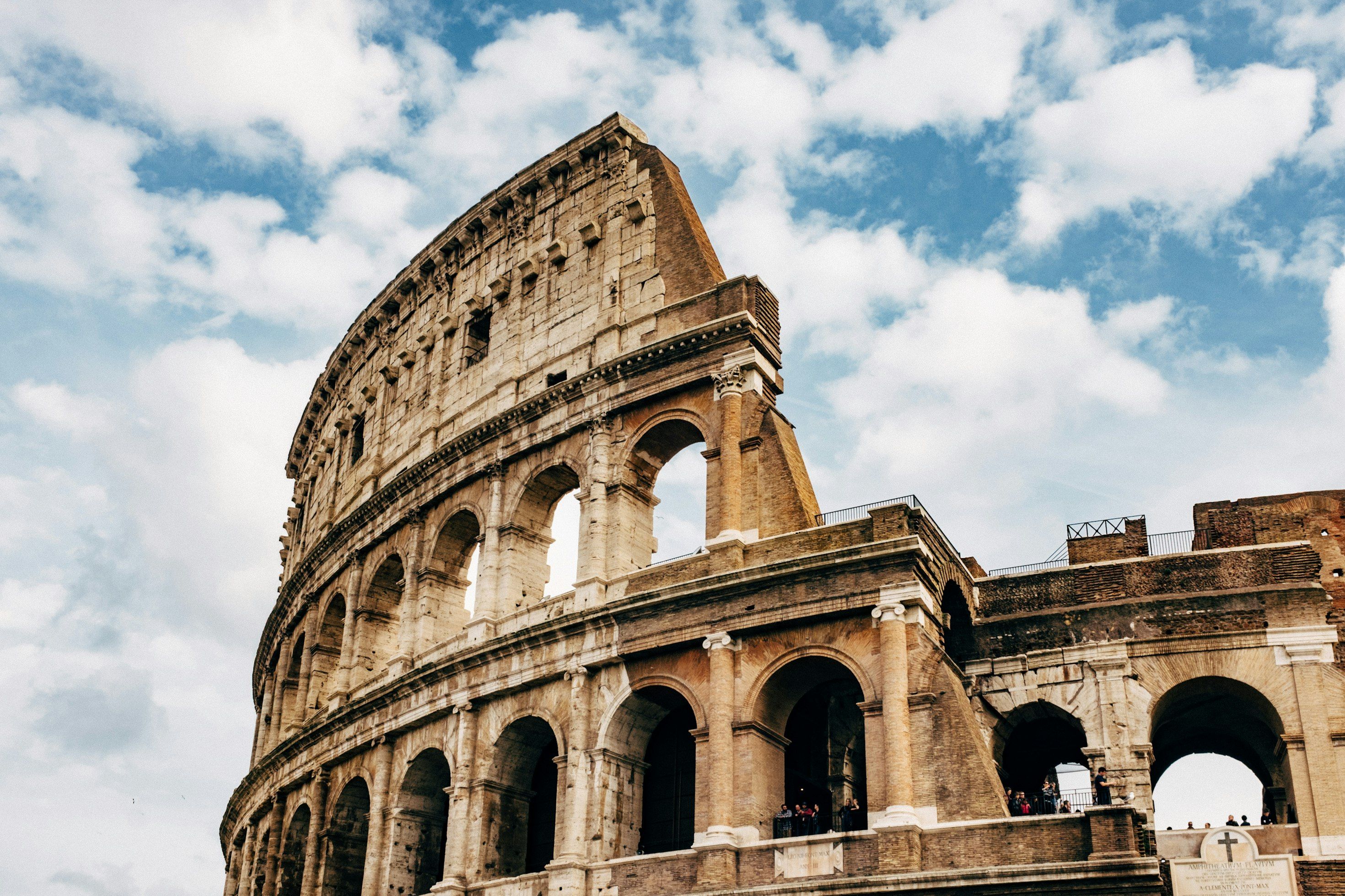 Guided tour of the Colosseum, Imperial Forums & Palatine Hill