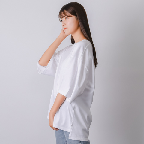 前後段違いの裾スリット オーバーTシャツ(6.2オンス)