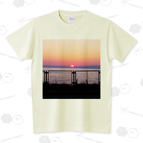 グラデーションの空と海 スタンダードTシャツ(5.6オンス)