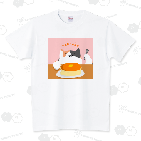 パンケーキを食べるねこ(三毛猫) スタンダードTシャツ(5.6オンス)