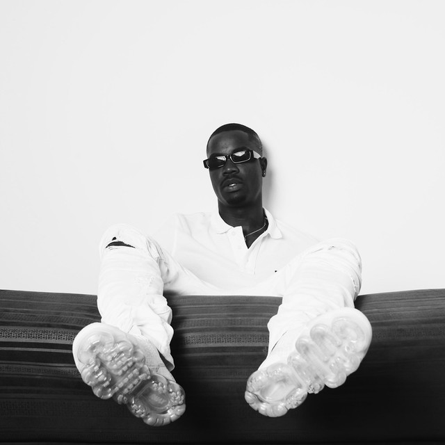 DarkoVibes - Dead Friends: lyrics and songs