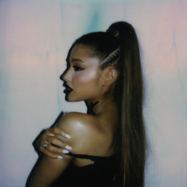 My Everything [Deluxe Edition] by Ariana Grande (2014-08-25) -   Music