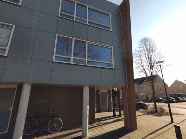 Jac.P. Thijsselaan 13