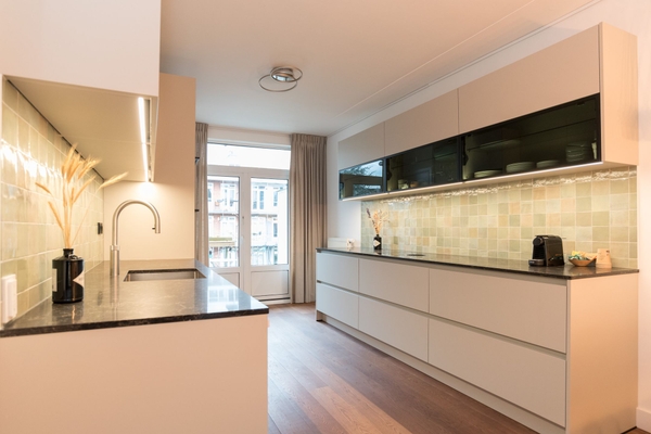 Admiraal De Ruijterweg 380-2