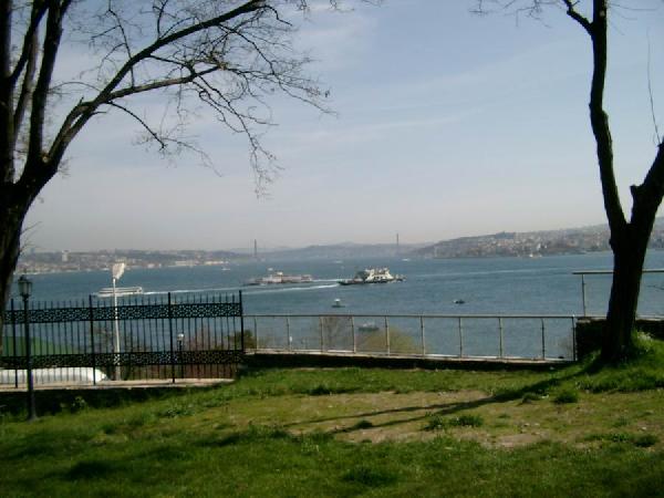 Bosphorus form Topkapi(park)