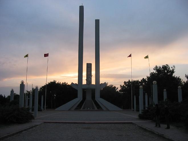 Lausanne Memorial