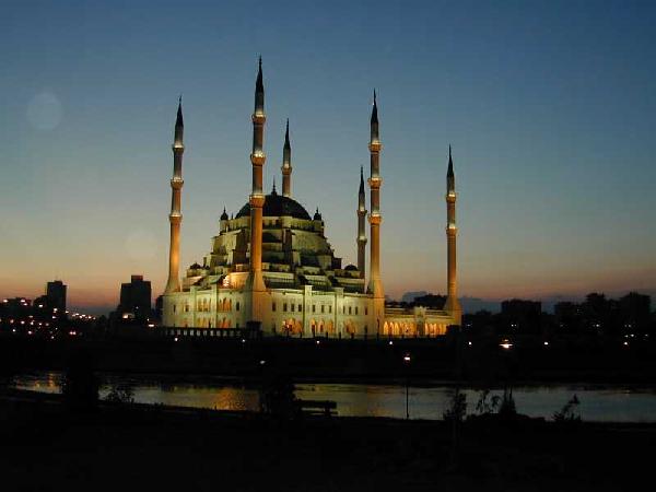 Haci Omer Sabanci Merkez Camii