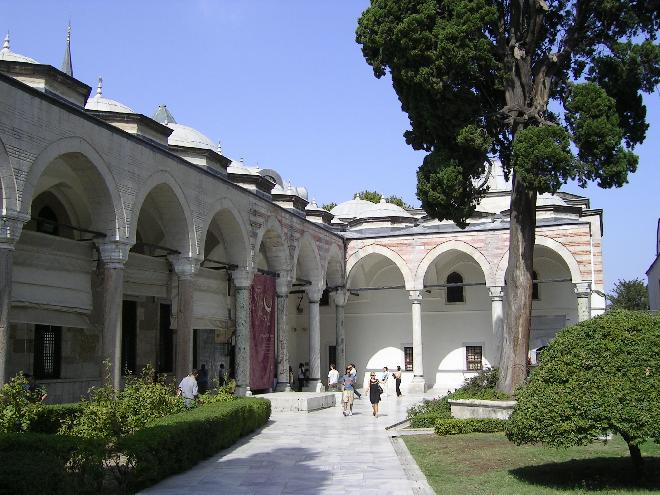 Top Kapý  Palace - The Inner court (Enderun) 2