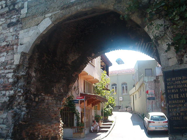 Cebali Gate