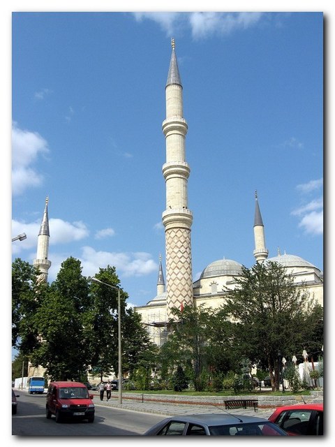 Üç Þerefeli Mosque