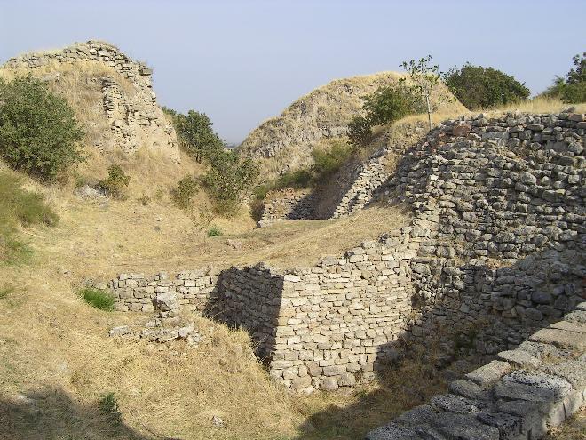 Walls of Troy 14