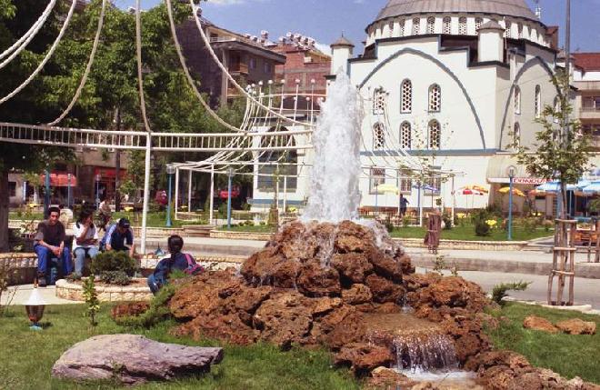 Malatya, people in park