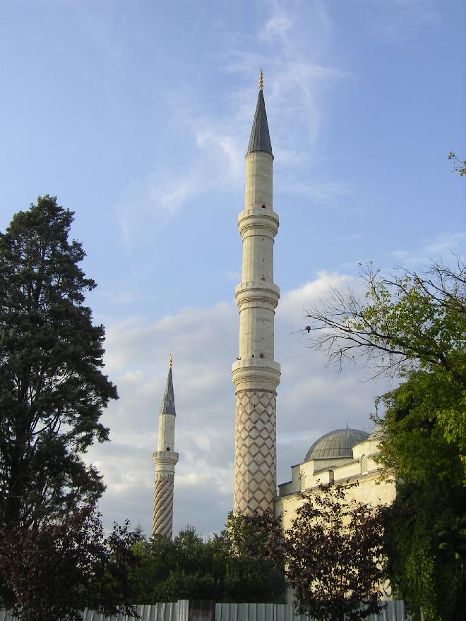 Üc Serefeli Mosque 1