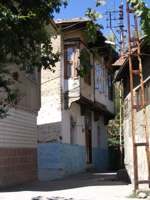 old houses in Yesilyurt