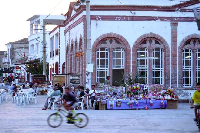 center of Cunda Adası