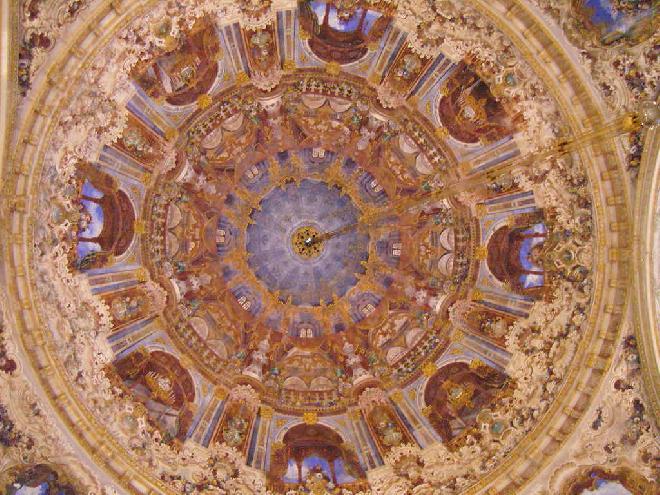 Dome hall of Dolmabahce Palace