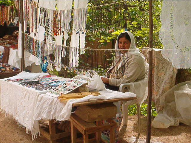 Seller of beads and Daphne