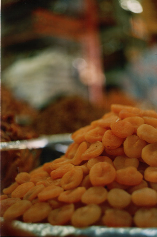 apricots in bazaar