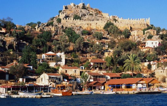 Alanya coastal houses