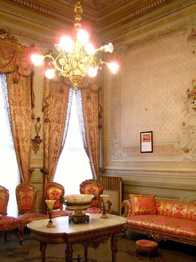 A room inside Dolmabahce palace