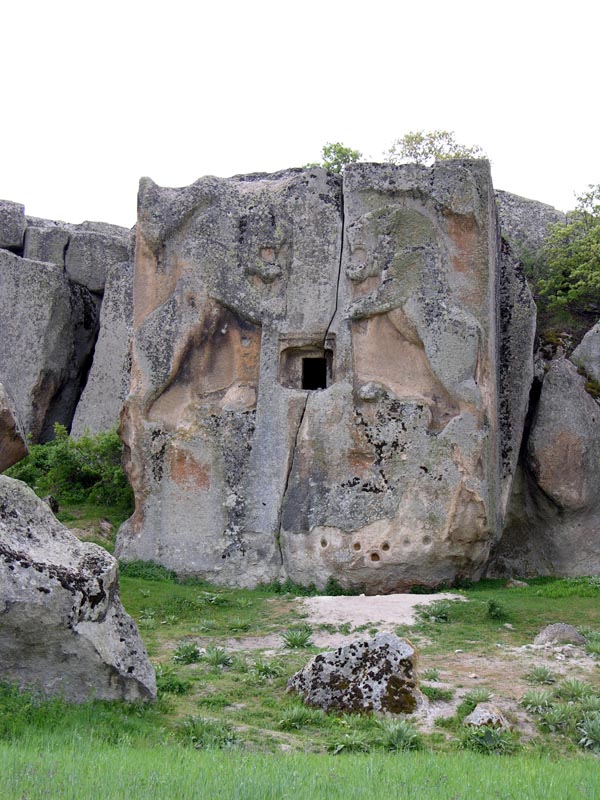 Afyon - Monument of  Aslantas