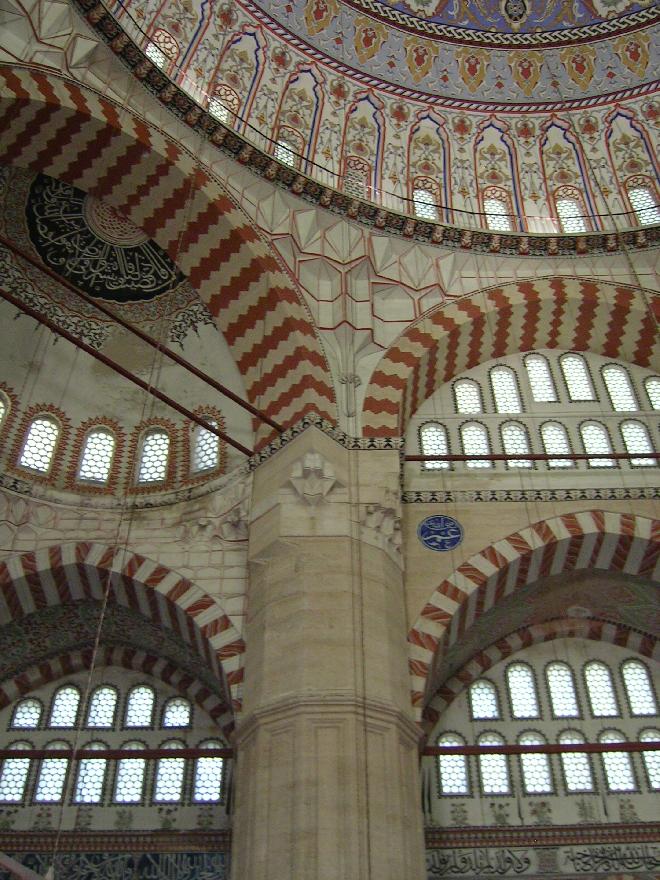 The inside of Selimiye Camii 4