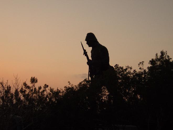 Soldier statue at Gallipoli