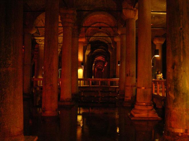 The Basilica Cistern (Yerebatan sarnici) 6