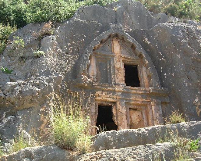 Kaş - Lycian rock tomb