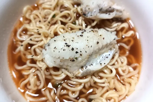 おそらくメバルのラーメン！