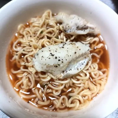 おそらくメバルのラーメン！