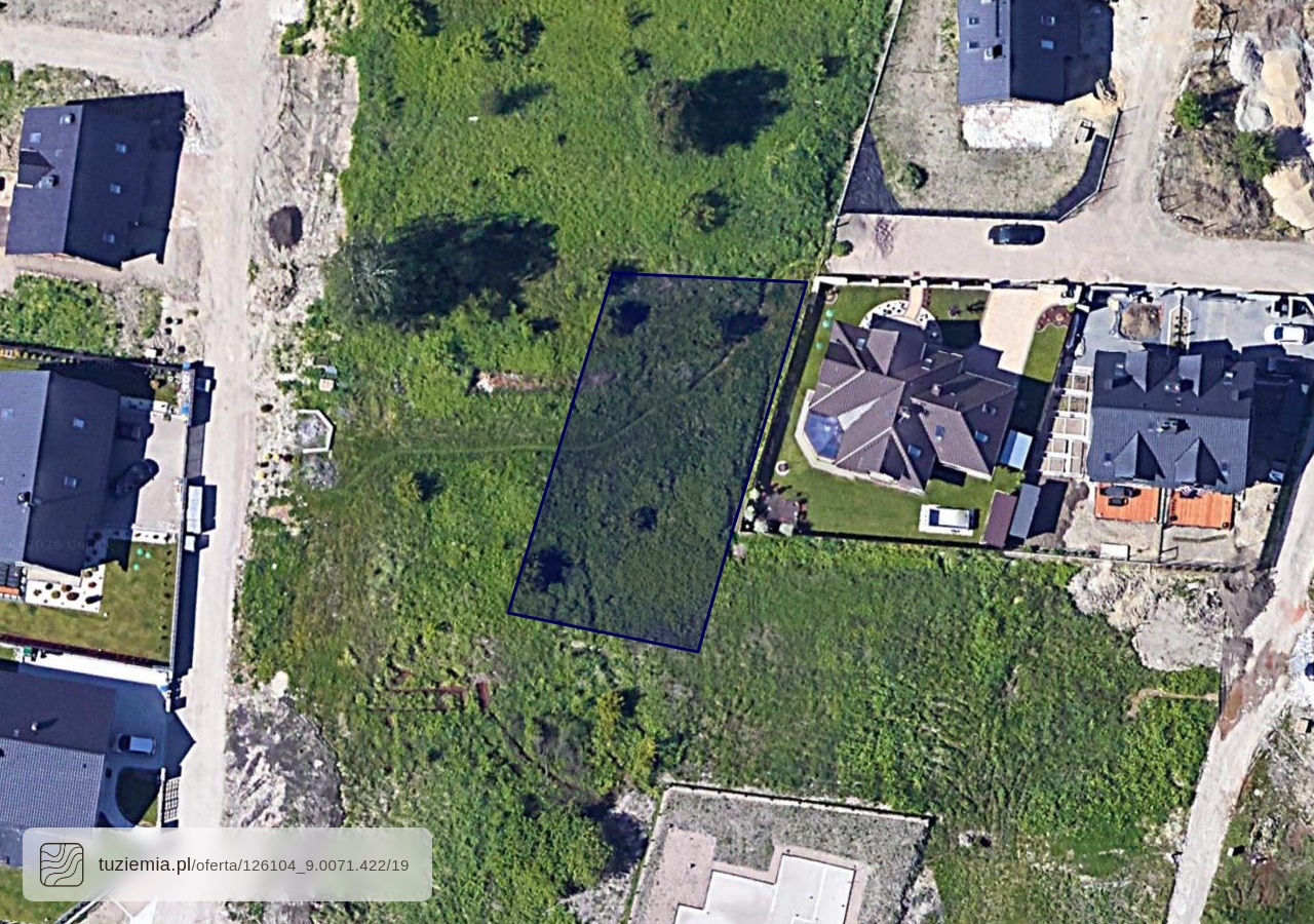 Działka na sprzedaż - P-71 (600 m²)