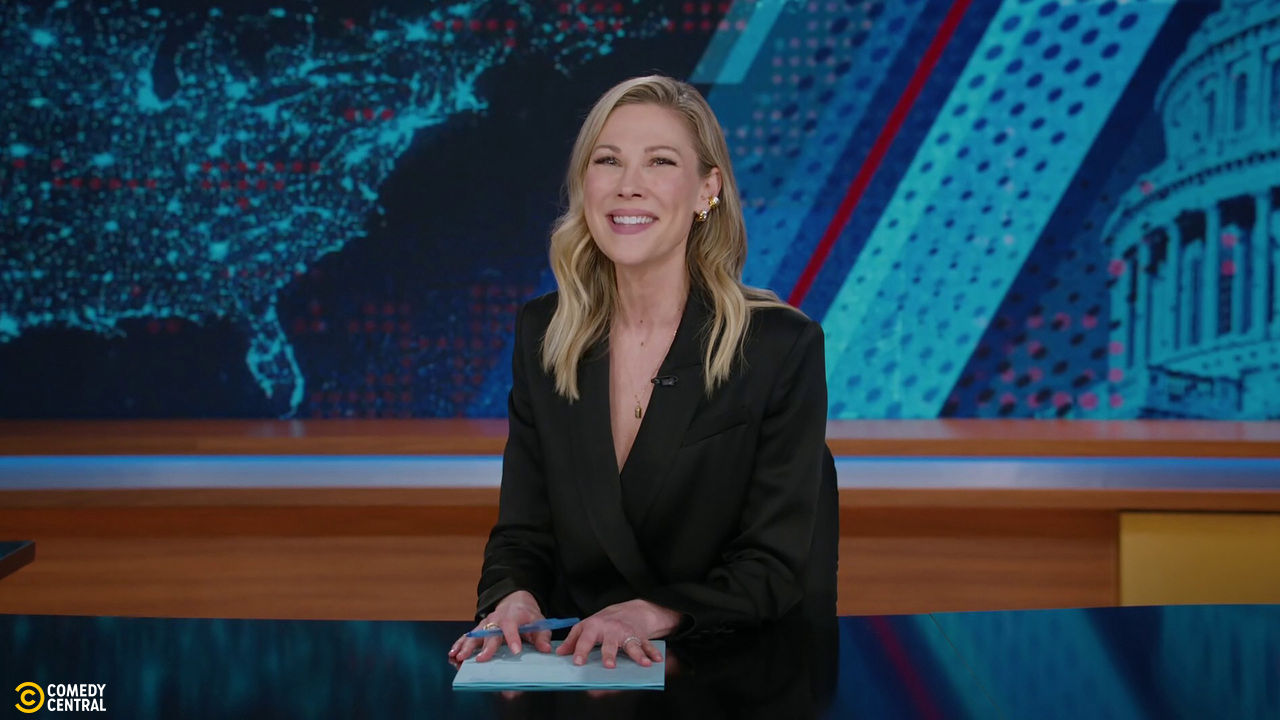 The Daily Show - 7 mei 2026 - Adam Scott
