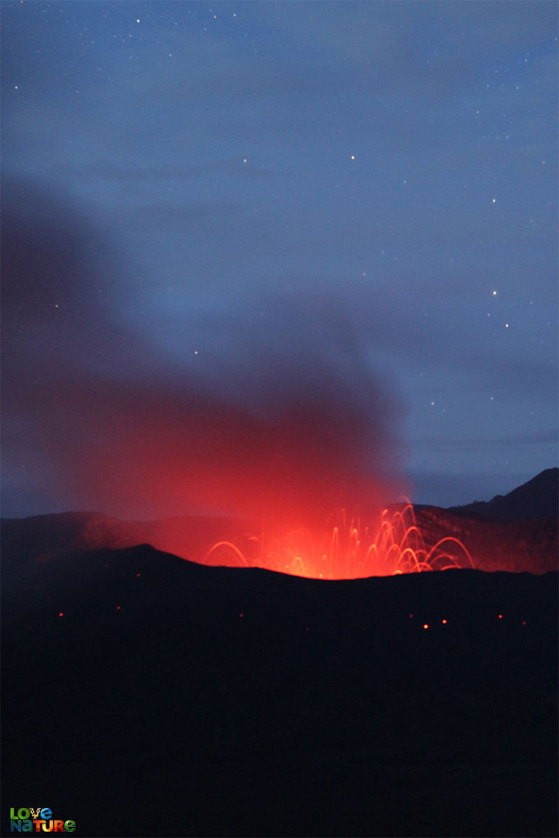 Exploratorii vulcanilor - Focurile lui Pele