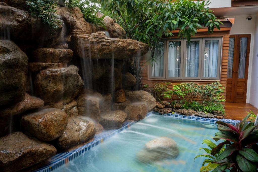 https://storage.googleapis.com/tvgi-extranet-hotel-images/Hotel_101060/9acbb78a0bd1a45b8ebcfa59d.jpg