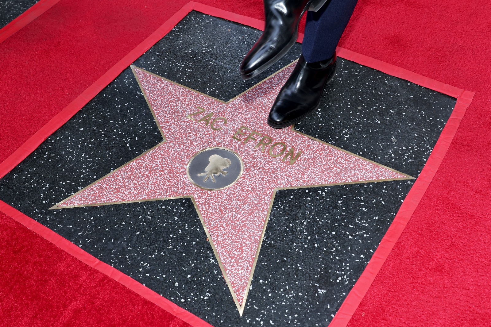 Estrella de Zac Efron en Hollywood