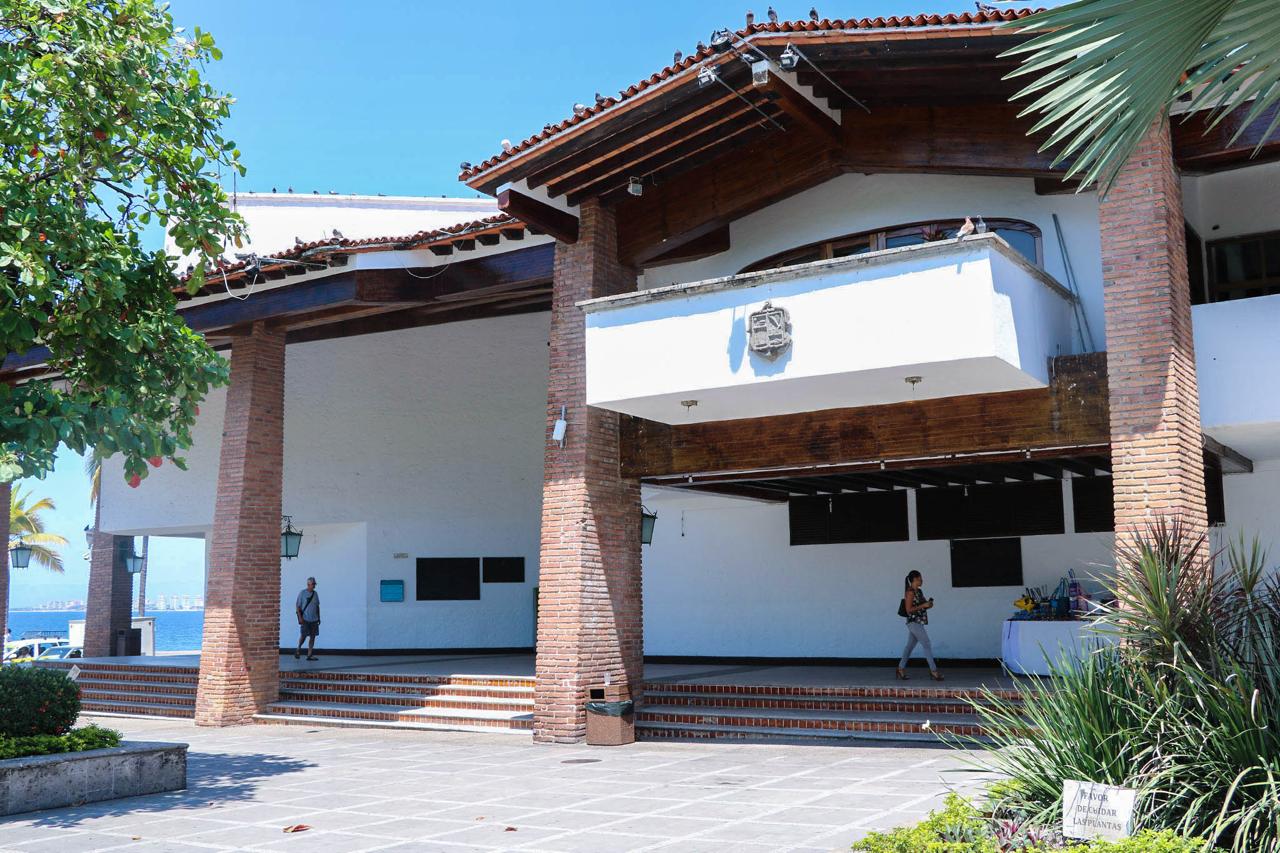 Ayuntamiento suspende actividades este lunes 10 de junio