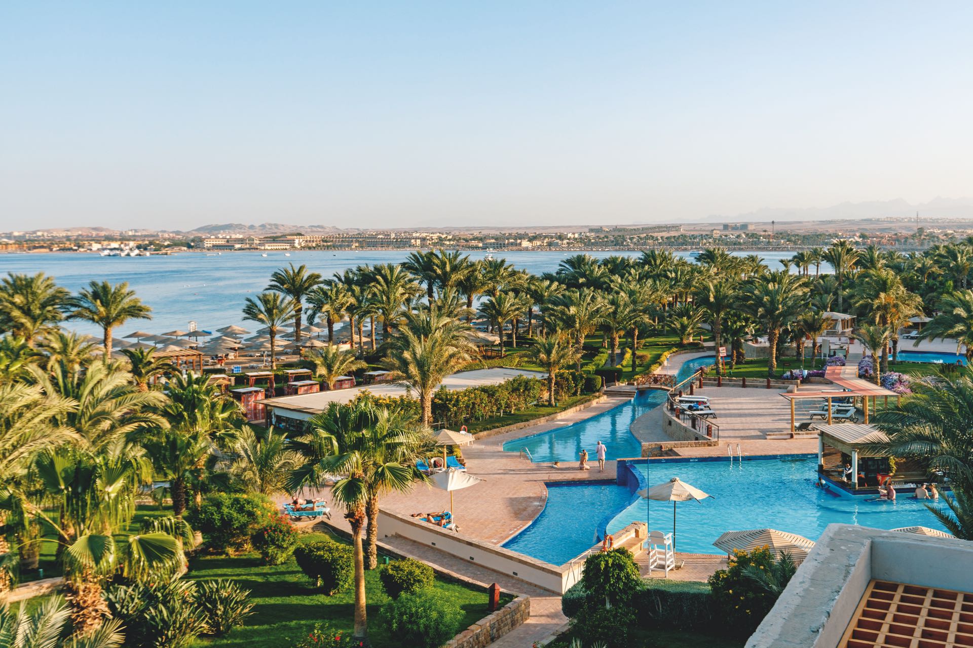 Fort Arabesque – The West Bay