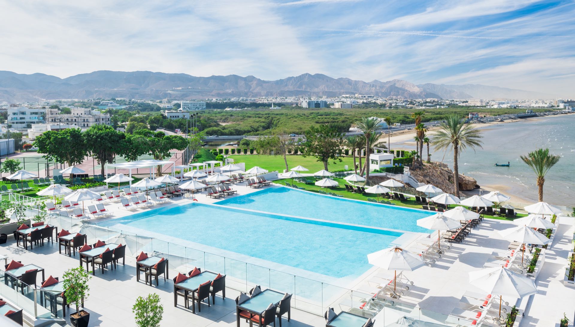 Crowne Plaza Muscat