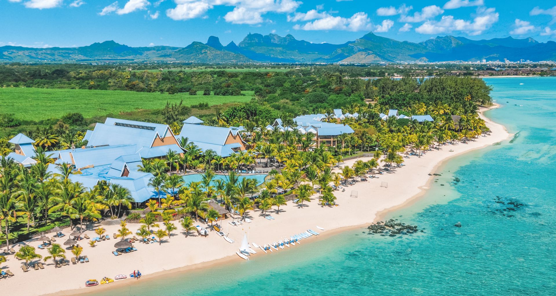 Victoria Beachcomber Resort & Spa