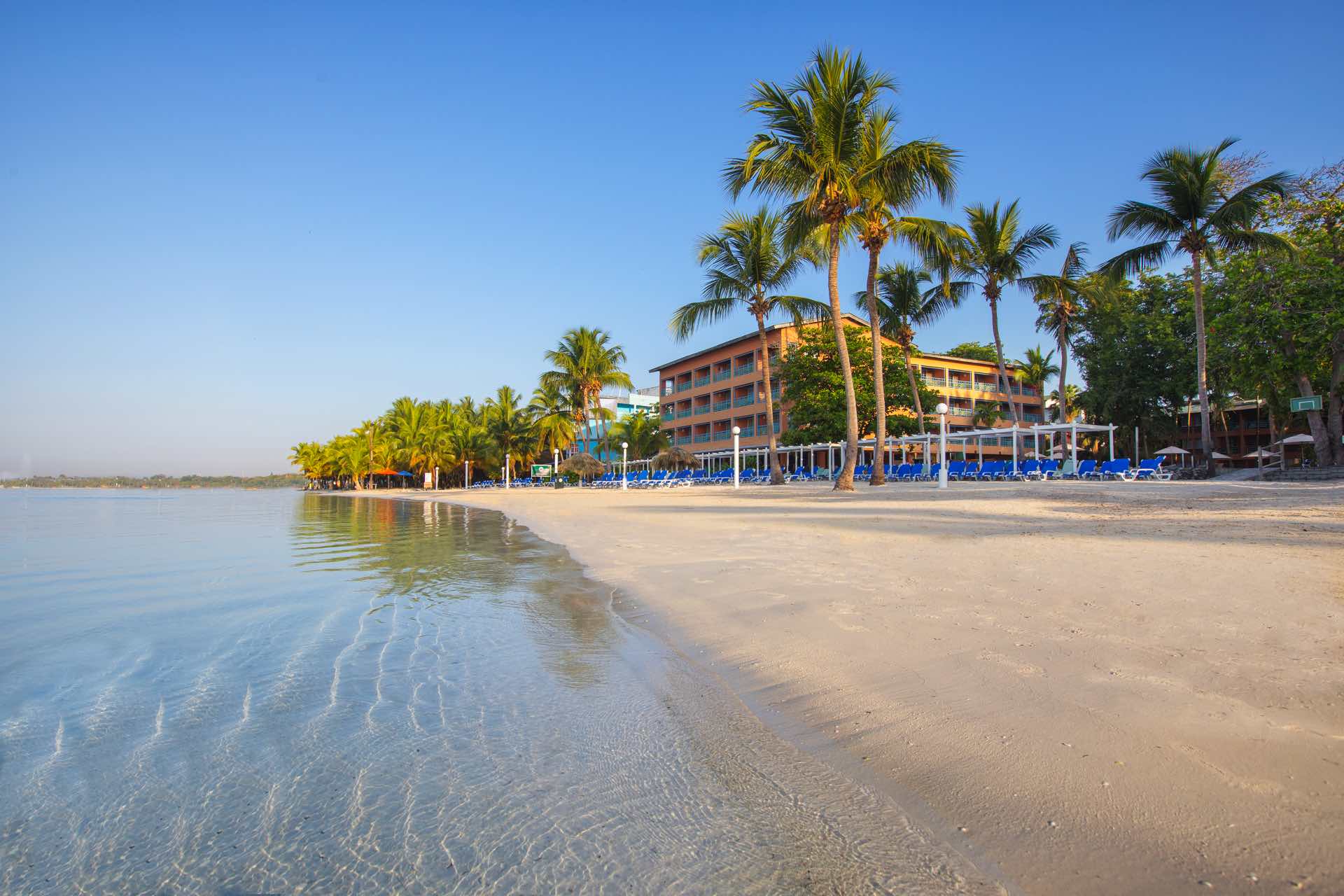 whala! boca chica