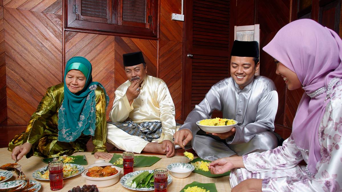 Celebrating Ramadan in Malaysia and Indonesia A day in the life of a