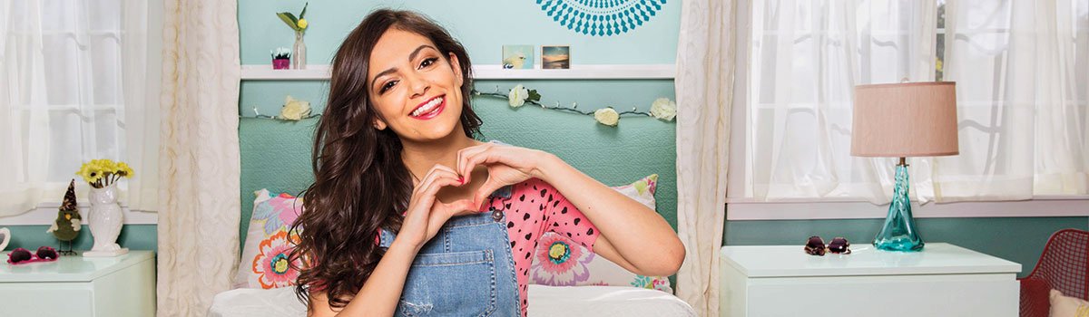 Youtube Creator Stories How Bethany Mota Made Confidence The Must Have Accessory 