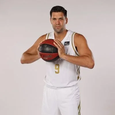 @9FelipeReyes - Twitter Account Stats
