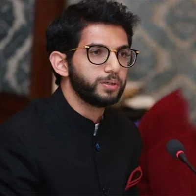 @AUThackeray - Twitter Account Stats