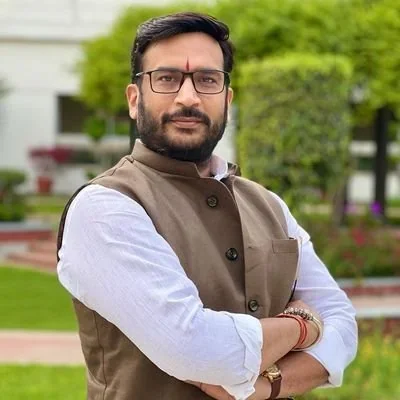 @AbhijatMishr - Twitter Account Stats